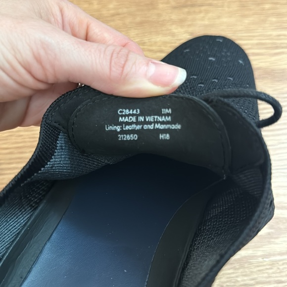 Cole Haan Men's OriginalGrand Wingtip Oxford Black Style C28443 - Picture 3 of 8